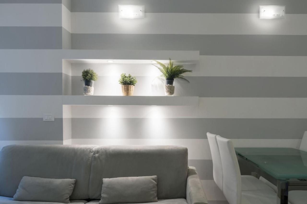Easylife - San Babila - Elegante E Rifinito Bilocale Nel Cuore Della Citta Milan Exterior photo